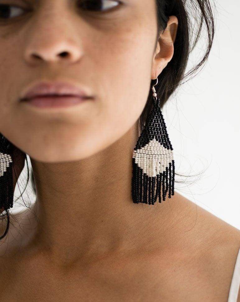 Concha beaded earrings