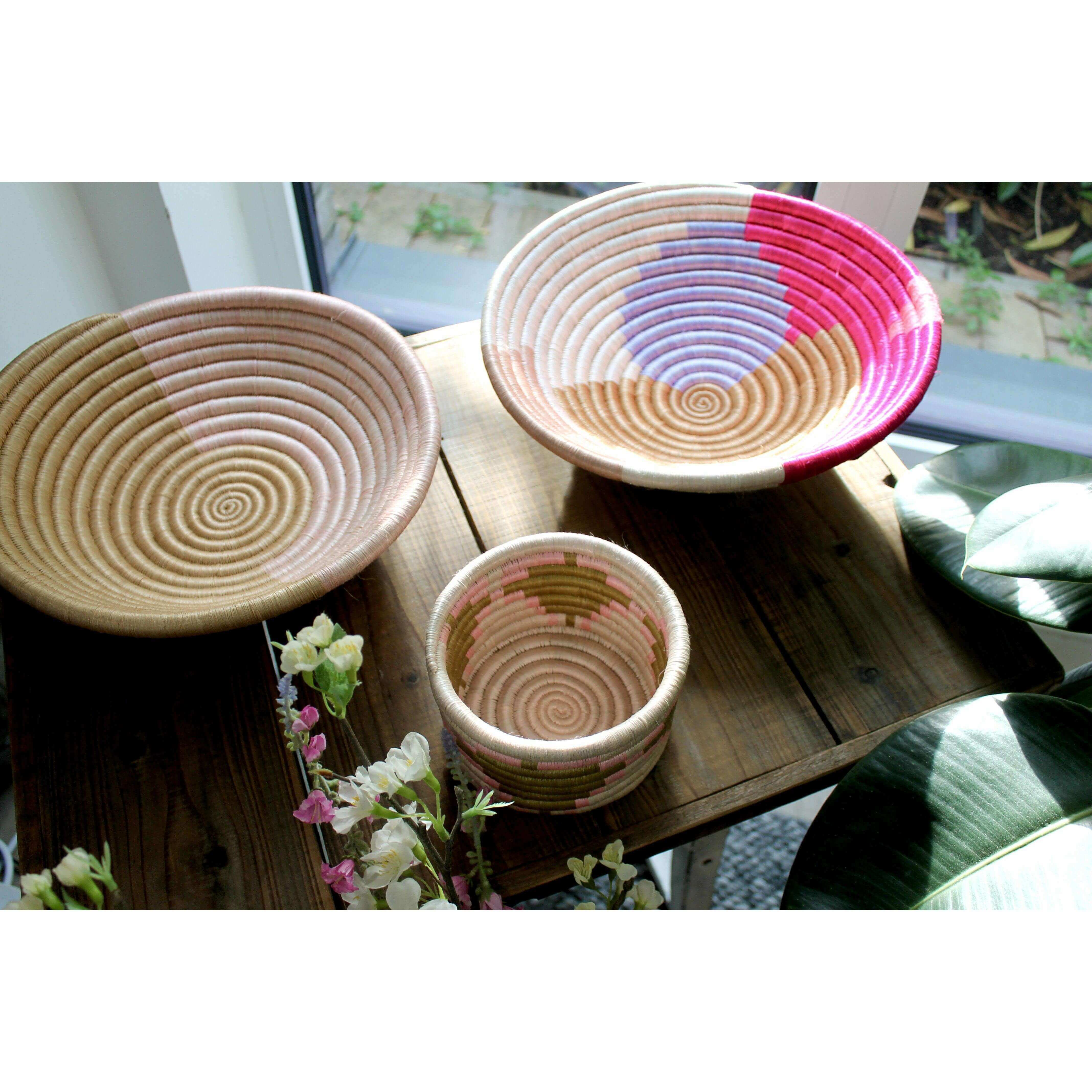 Seagrass woven basket bowls as home decor
